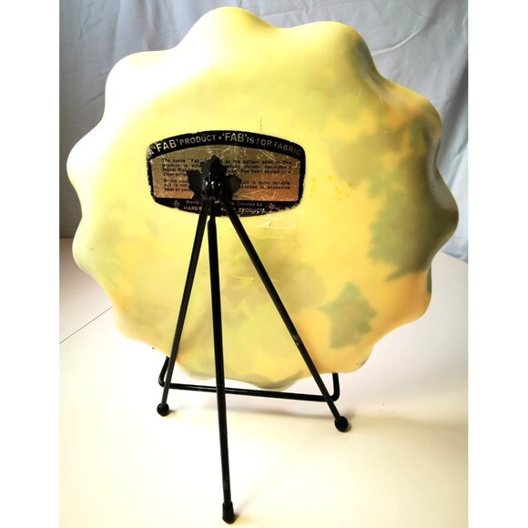 Plate 1960s Floral Fabric & Resin Tray includes Plate Stand both Vintage Canada - Picture 5 of 10